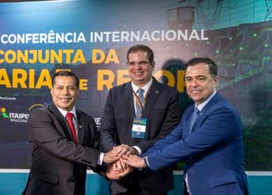 54122021042 97874f71ef o