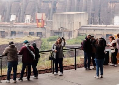 Melhor maio da história: Itaipu Binacional recebe mais de 37 mil visitantes.