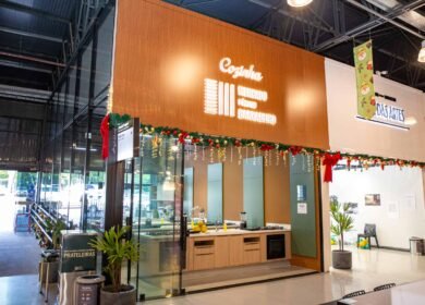 Mercado Público Barrageiro traz cozinha dedicada à formação gastronômica e valorização da cultura alimentar.