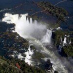VISTA AEREA DAS CATARATAS DO IGUAÇU - Foz do Iguaçu/PR, 18.06.2011 - Foto Jonas Oliveira
